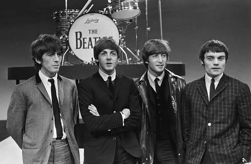 jimmy nicol con i beatles 4