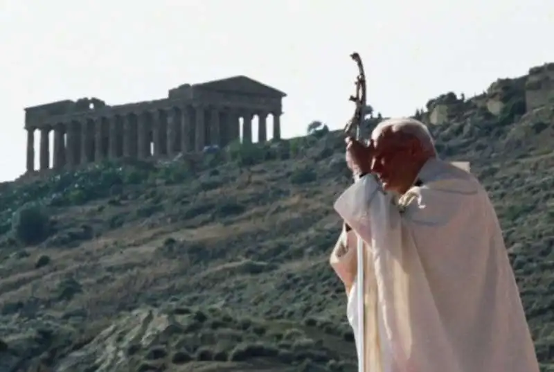 KAROL WOJTYLA ALLA VALLE DEI TEMPLI DI AGRIGENTO 