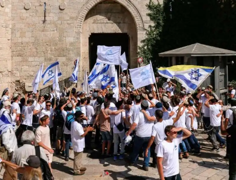 la marcia dei coloni a gerusalemme