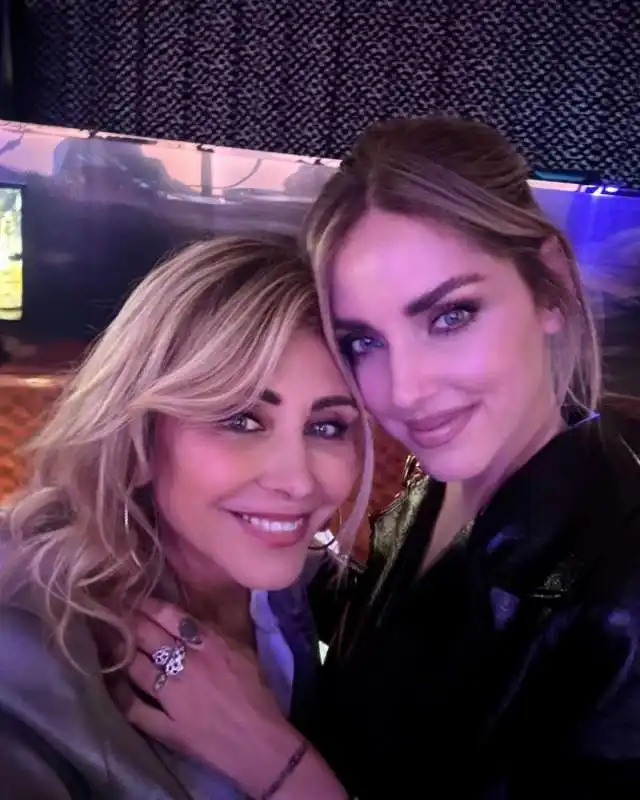 marina di guardo  con chiara ferragni 2