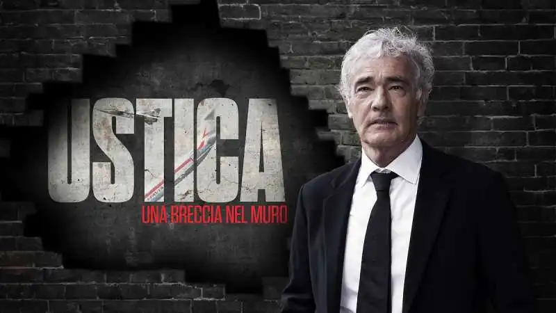 MASSIMO GILETTI - USTICA UNA BRECCIA NEL MURO