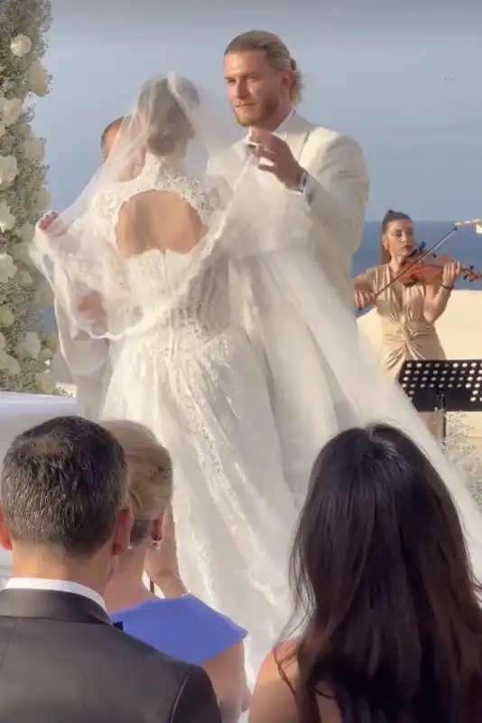 matrimonio di diletta leotta e loris karius 3