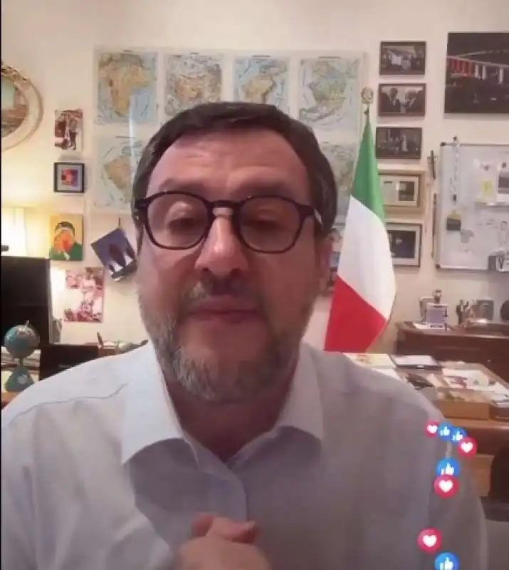 MATTEO SALVINI IN DIRETTA SU FACEBOOK