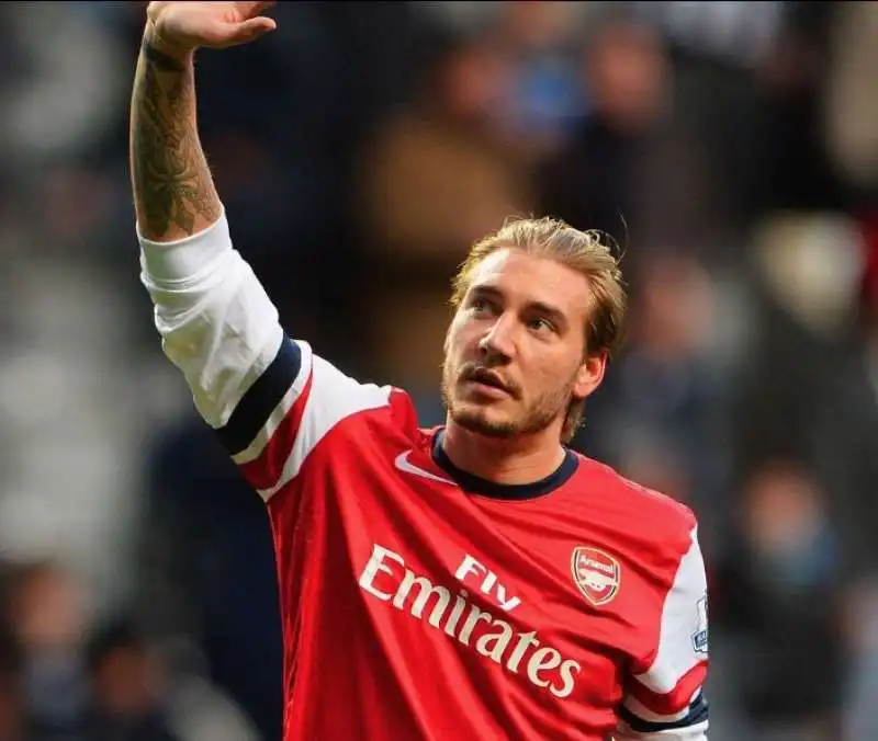 nicklas bendtner. 7