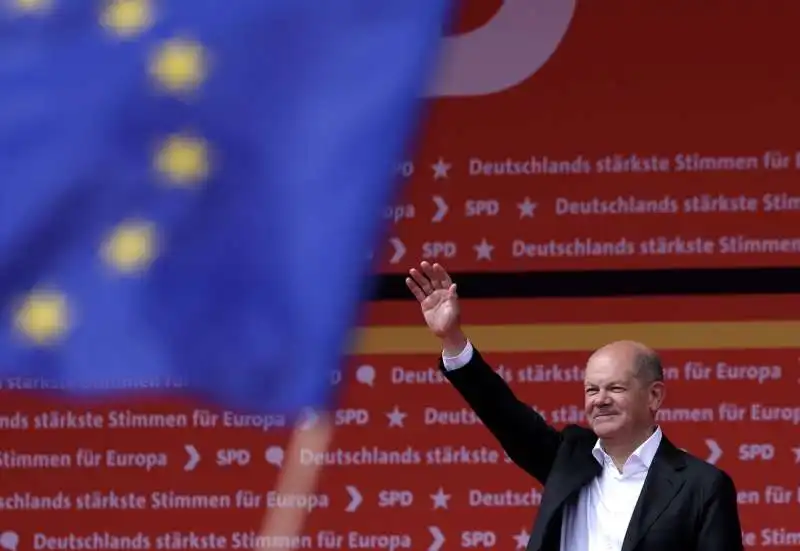 OLAF SCHOLZ 