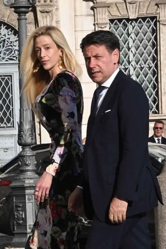 olivia paladino giuseppe conte  ricevimento quirinale 2 giugno 2024   