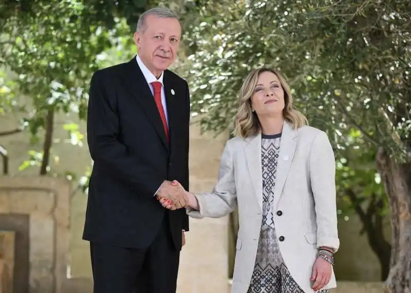 recep tayyip erdogan   giorgia meloni   g7 borgo egnazia 