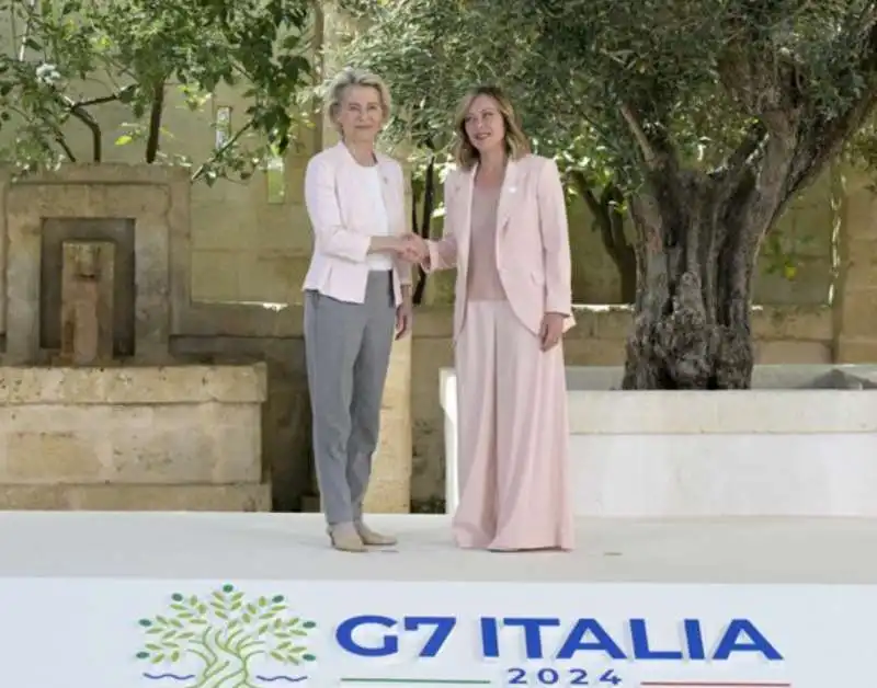 ursula von der leyen   giorgia meloni      g7 borgo egnazia   