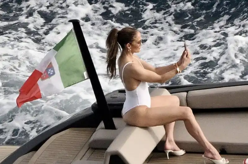 vacanze a sorrento per jennifer lopez 2