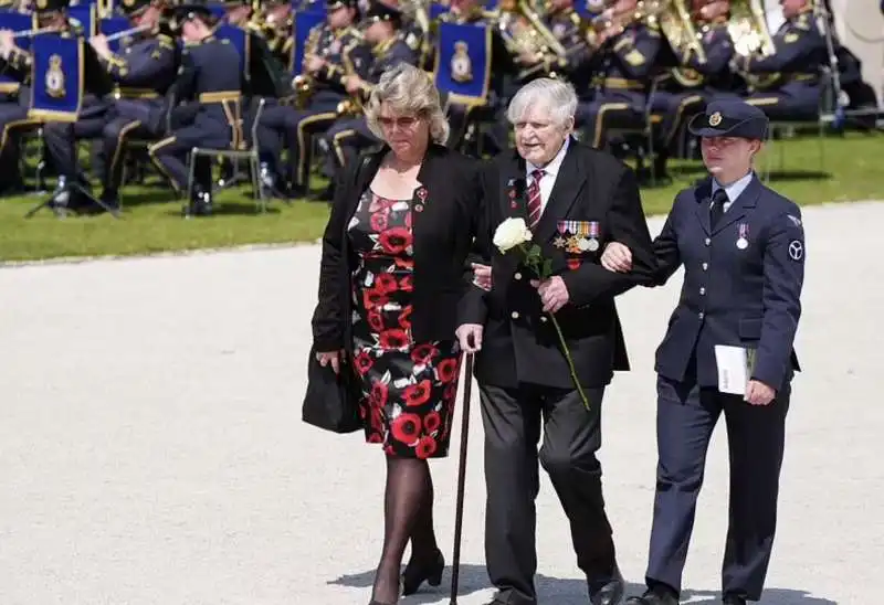 veterano dello sbarco in normandia   80 anni del d day   ver sur mer  3