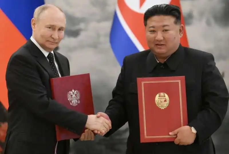 vladimir putin - kim jong un  