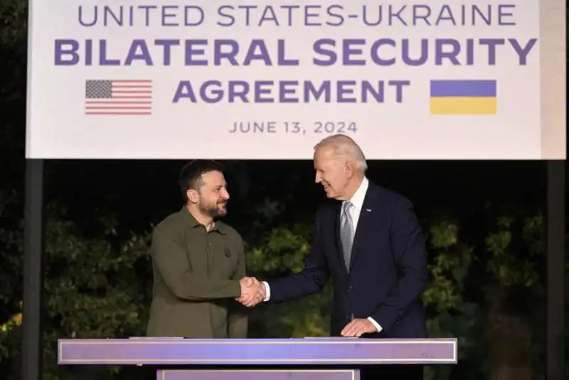 volodymyr zelensky e joe biden   bilaterale al g7 di borgo egnazia   3