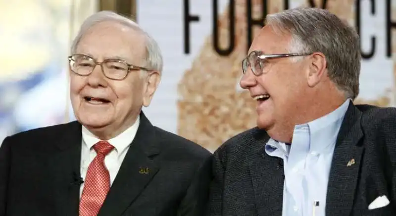 warren buffett e il figlio howard 