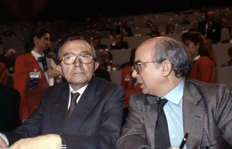 ANDREOTTI E POMICINOeac ccc b ac b be e a 