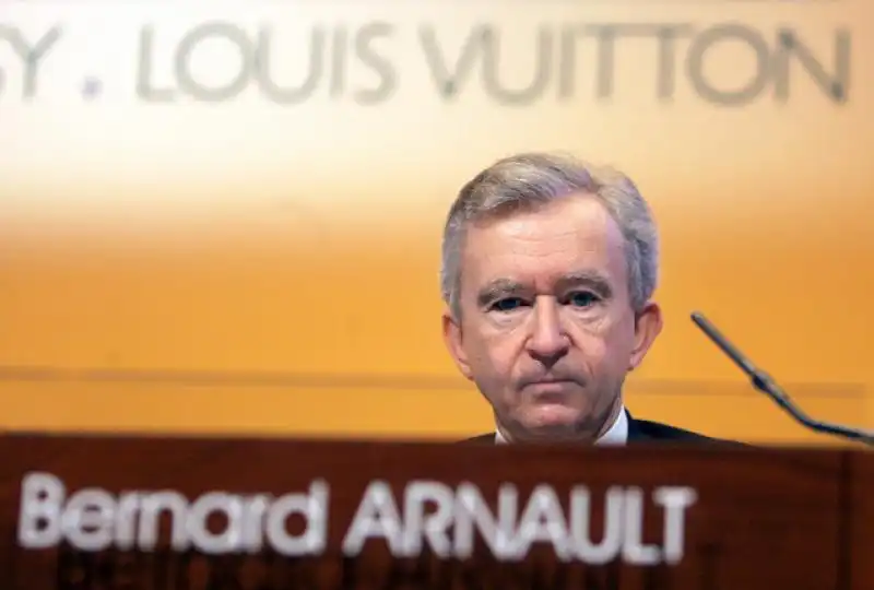 ARNAULT 