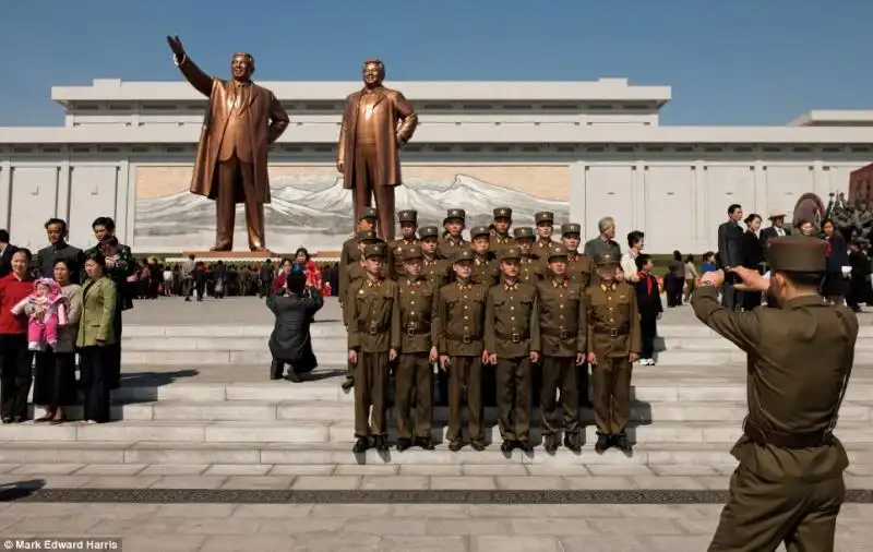 FOTO DI MARK HARRIS IN COREA DEL NORD 