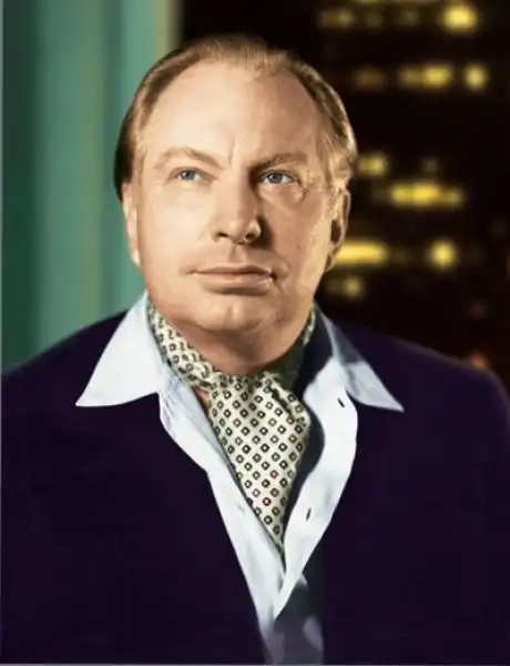 RON HUBBARD FONDATORE DI SCIENTOLOGY 