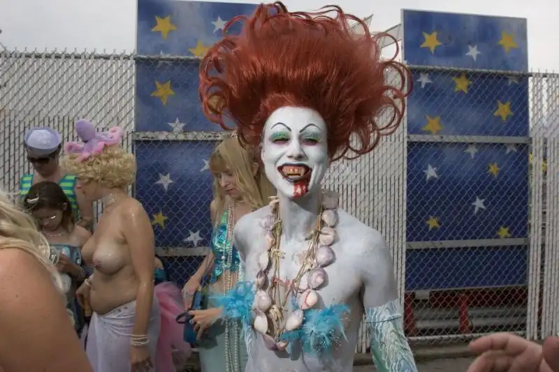 MERMAID HISTORY a vampire mermaid marches in the mermaid parade in recent years costume themes have expanded to include crossovers with other supernatural creatures 