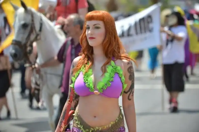 MERMAIDPARADE 