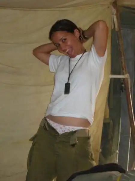 military woman israel army  