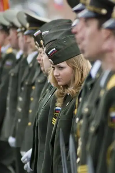 military woman russia army  