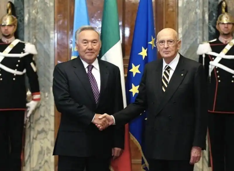 NAZARBAYEV E NAPOLITANO 