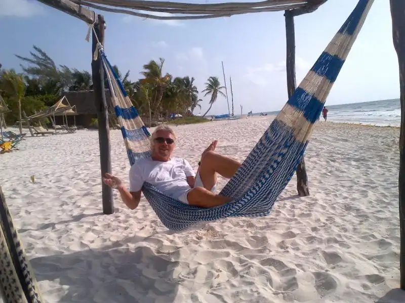 RICHARD BRANSON DI VIRGIN NELLA SUA ISOLA NECKER ISLAND 