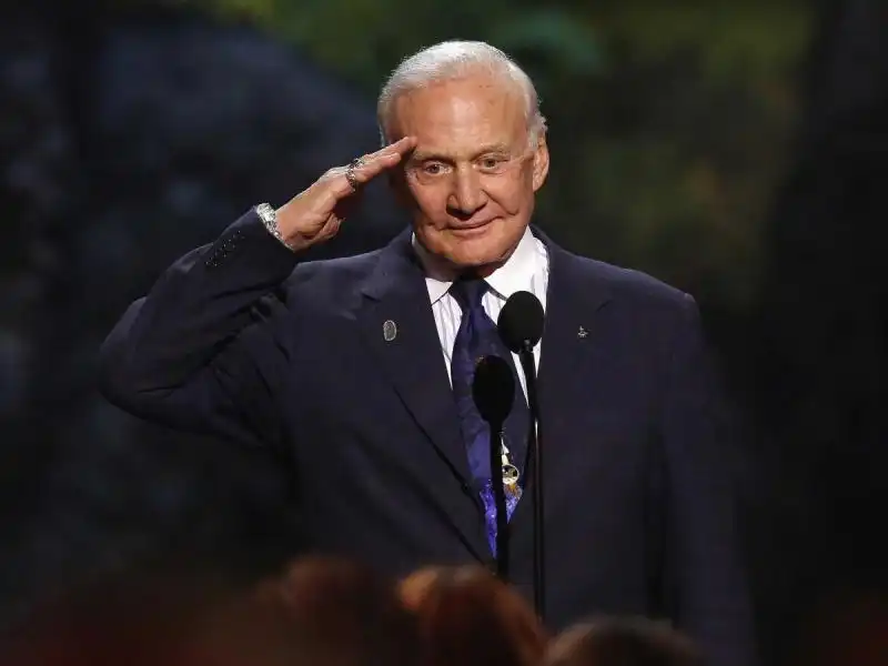 SPECIALE LUGLIO I PERSONAGGI PI RAPPRESENTATIVI DEGLI USA BUZZ ALDRIN 