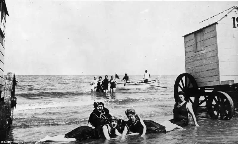 IN SPIAGGIA AI PRIMI DEL NOVECENTO 