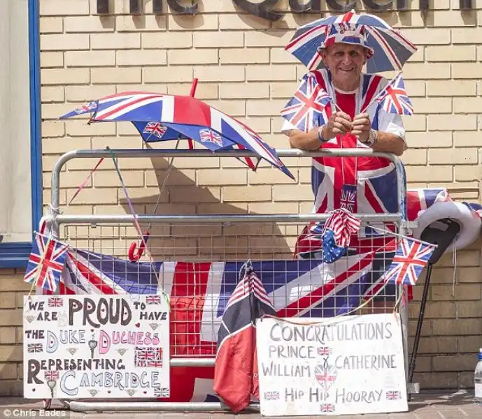 SUDDITO IN ATTESA DELLA NASCITA DEL ROYAL BABY 