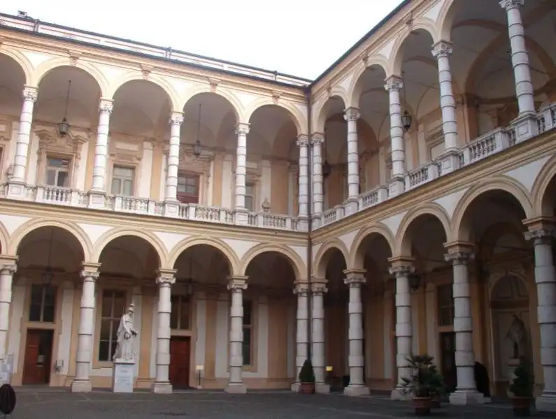 TORINO palazzo universita 