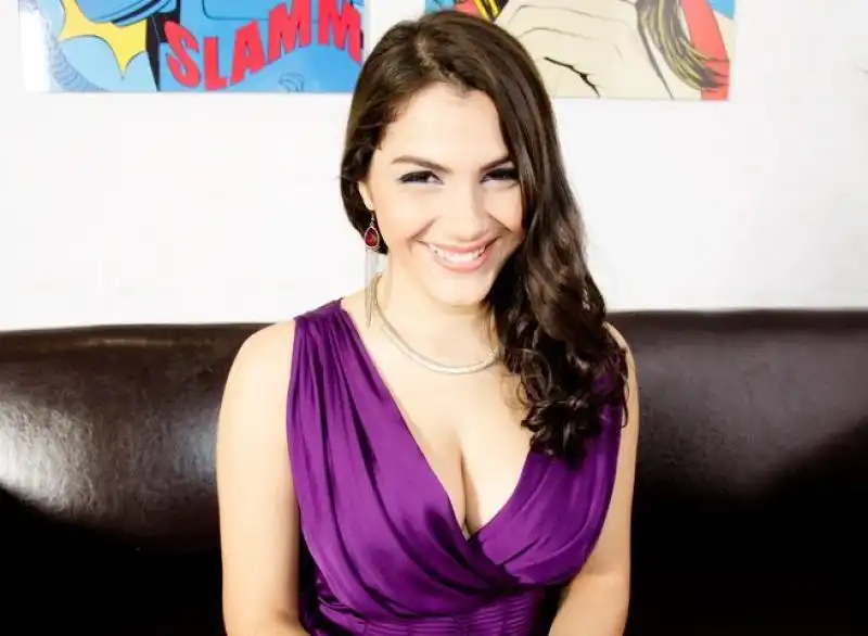 VALENTINA NAPPI 