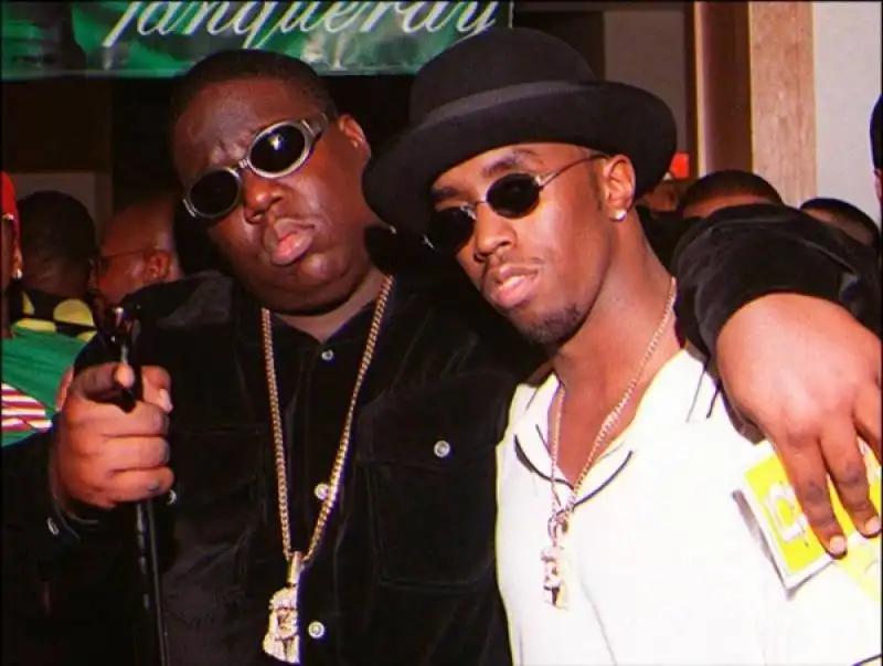 biggie smalls abbraccia sean p diddy