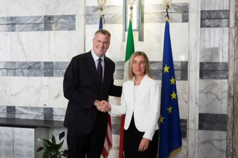 bill de blasio e federica mogherini