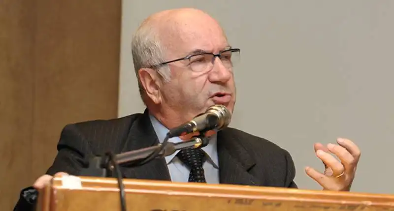 CARLO TAVECCHIO 