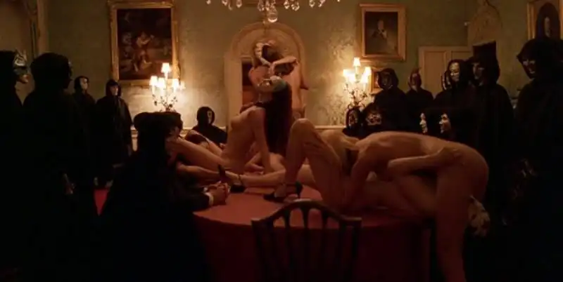 eyes wide shut 13