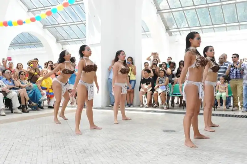 festa colombiana all' aranciera  gruppo folcloristico akaidana (12)