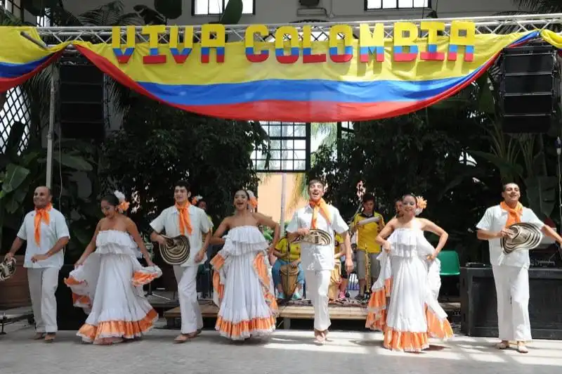 festa colombiana all' aranciera  gruppo folcloristico akaidana (6)