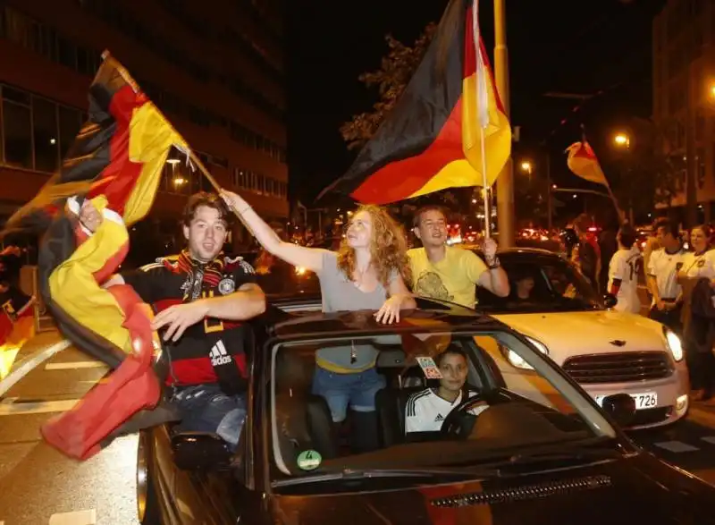 festeggiamenti  mondiali in germania (12)