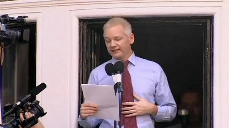 JULIAN ASSANGE