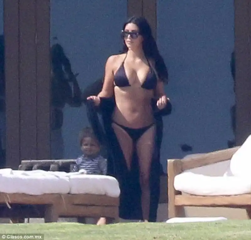 kim kardashian 9