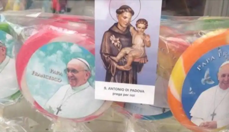 lecca lecca papa francesco