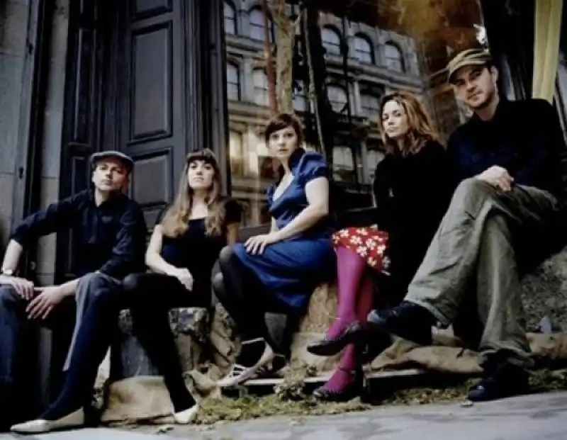 nouvelle vague street full450