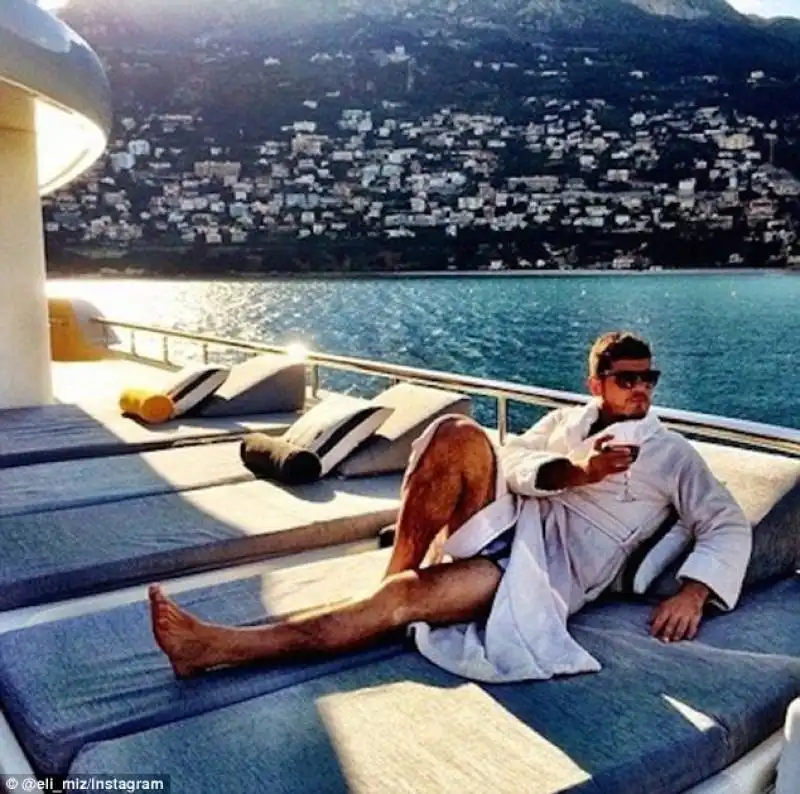 rich kid in vacanza in francia