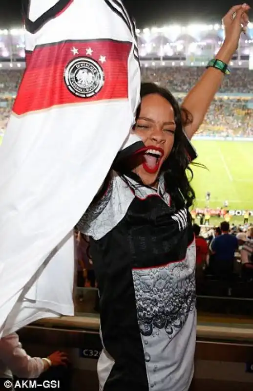 rihanna pazza per la germania