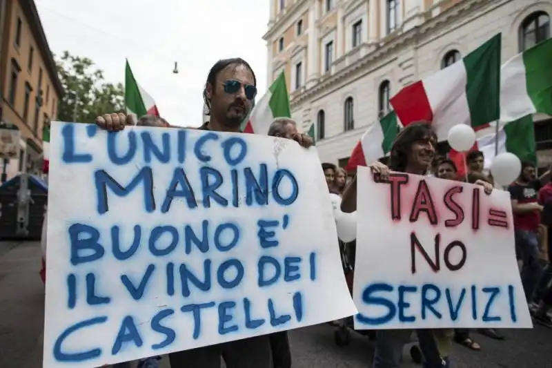 ROMA - MANIFESTAZIONE DI CASA POUND CONTRO MARINO