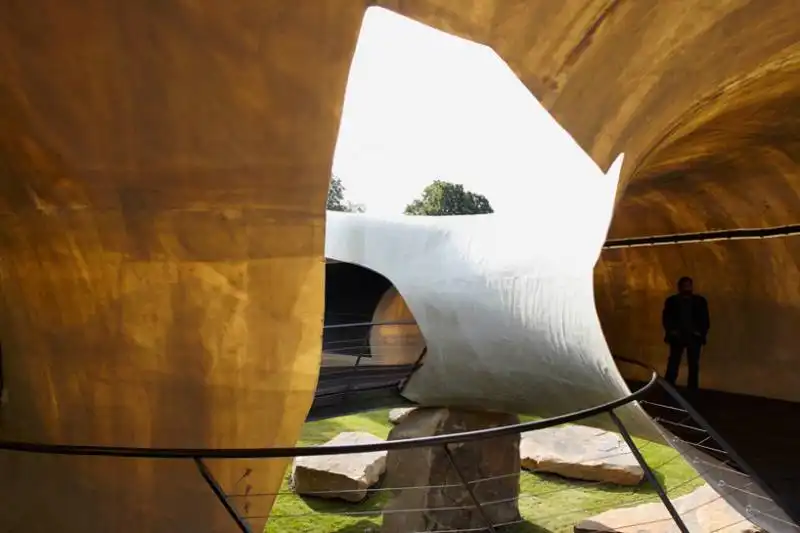 serpentine-pavilion-2014-smiljan-radic-london-designboom-07