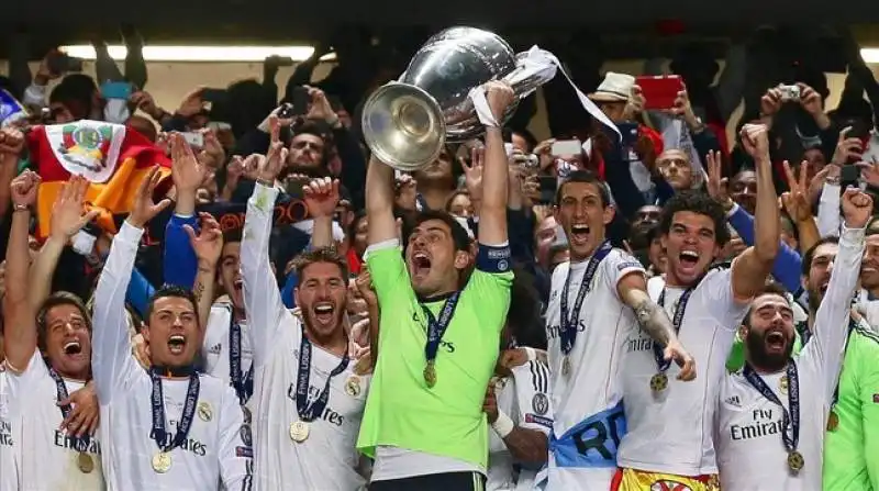 CASILLAS DECIMA