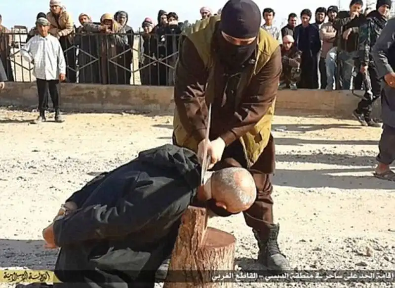 decapitazione isis