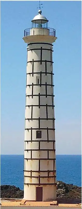 FARO PUNTA CAVAZZI USTICA